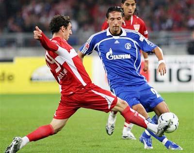 但他丰富的 但他丰富的